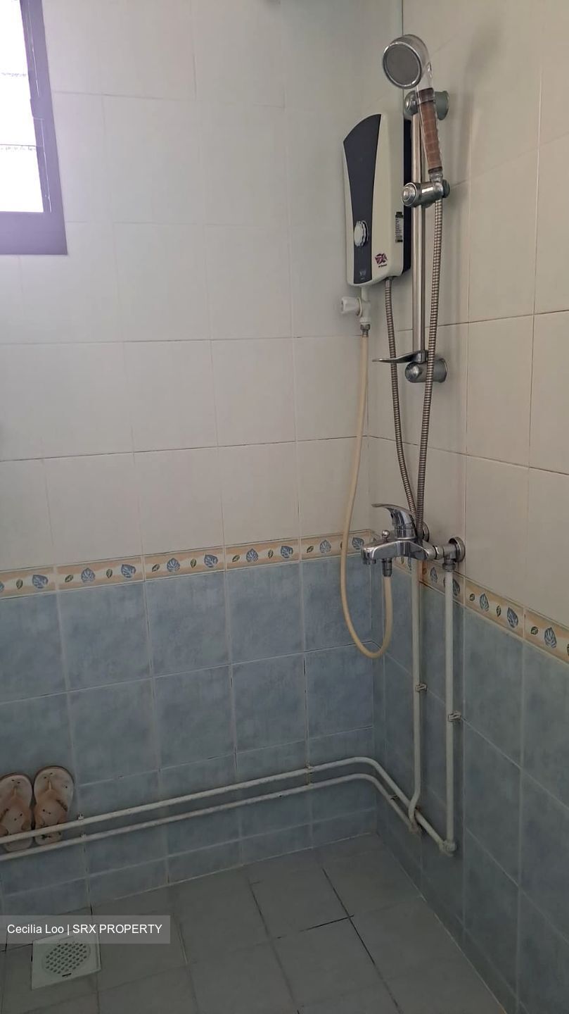 Redhill Road (Bukit Merah),  #374408791